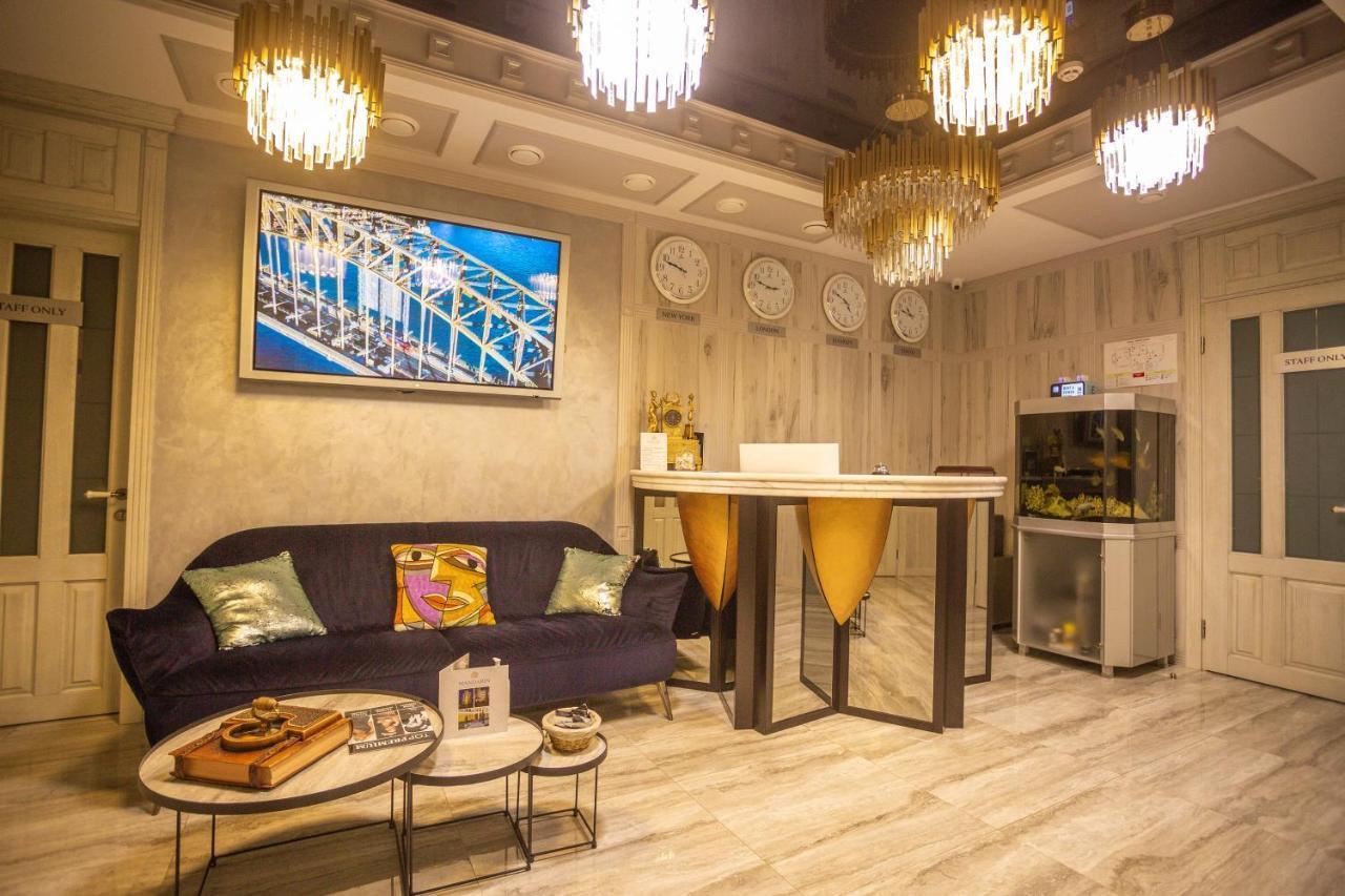 Hotel "Mandarin Clubhouse" Harkiv Dış mekan fotoğraf