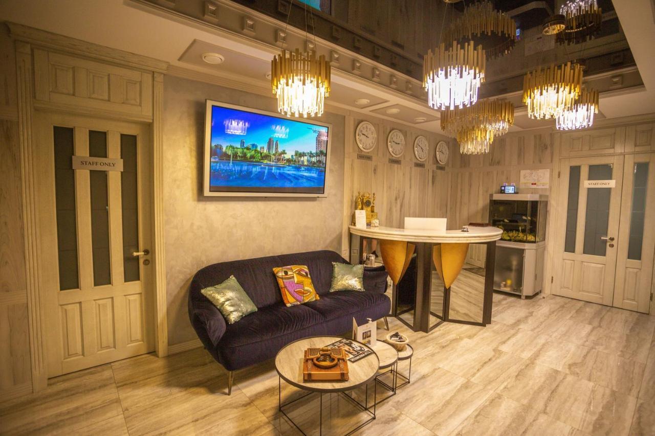 Hotel "Mandarin Clubhouse" Harkiv Dış mekan fotoğraf
